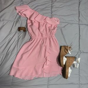 Previously owned light pink dress from Candie’s.